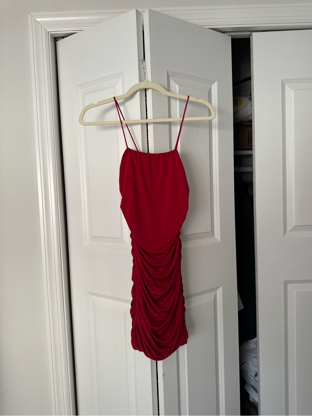 Strapless Ruched Bodycon Dress - Red - Picture 3 of 4
